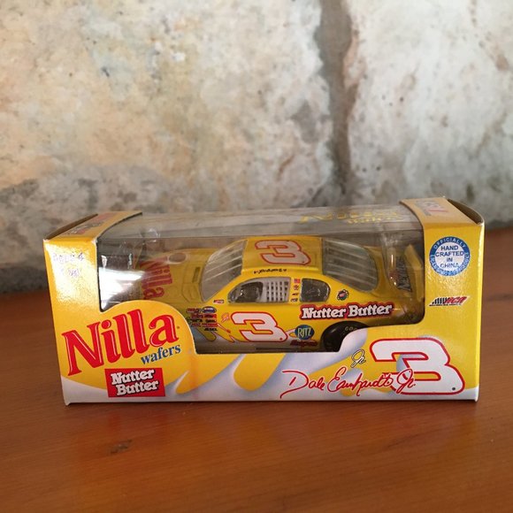 DALE EARNHARDT JR 1:64 NUTTER BUTTER NILLA WAFERS DIECAST CAR - Picture 1 of 7